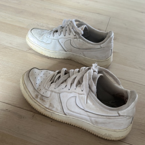 Air Force 1’s - Picture 4 of 6